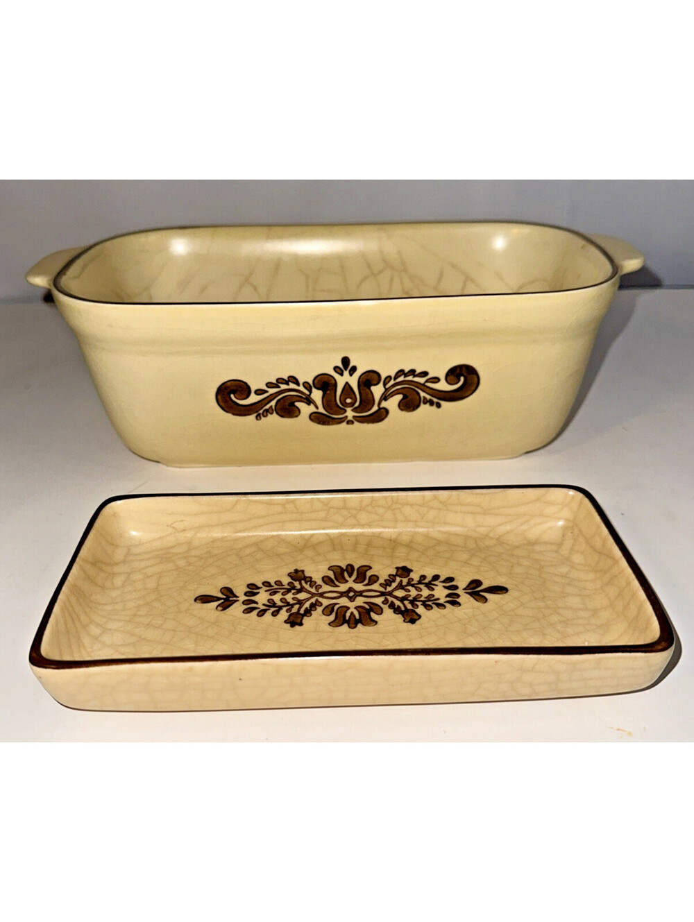 Pfaltzgraff Stoneware Village 2 Quart Loaf Dish & Cracker Tray USA Farmhouse
